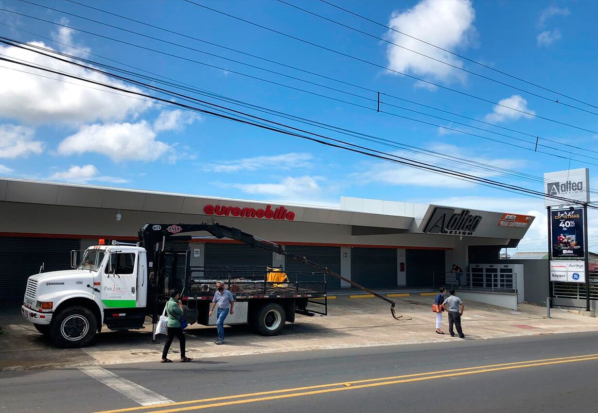 Tótem Proyecto instalado